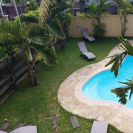 Apartment Derningham Trou aux Biches Luaran gambar