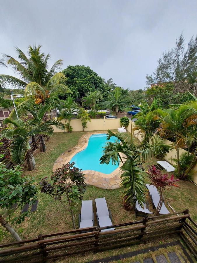 Apartment Derningham Trou aux Biches Luaran gambar